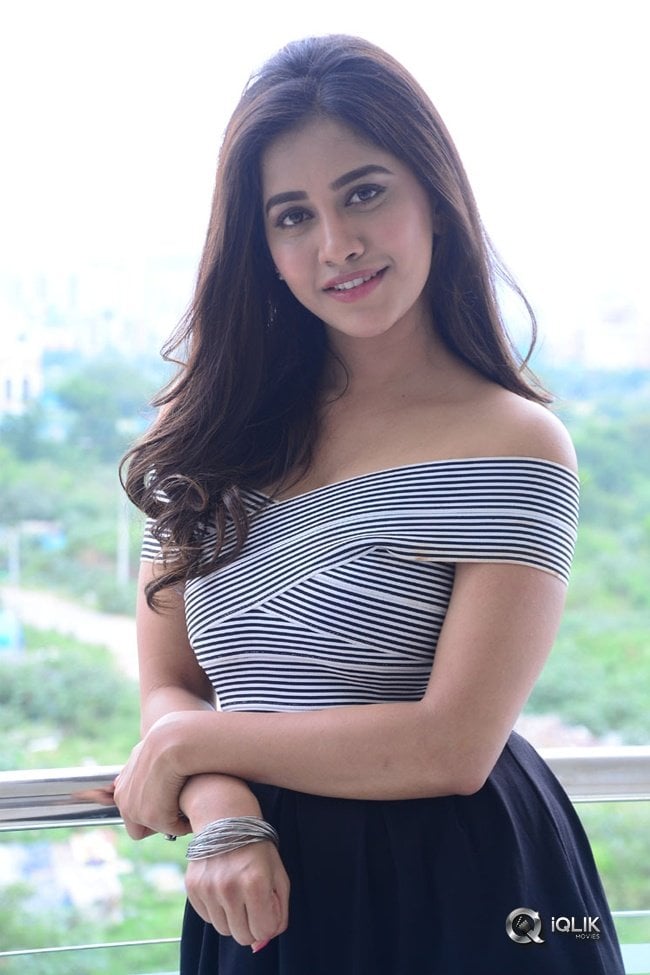 Nabha-Natesh-New-Photos